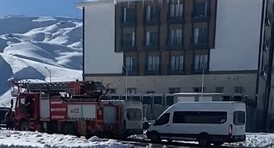 Hakkari'de 4 metrelik kuyuya düşen çocuk kurtarıldı