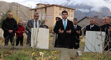 Hakkari'de vefat eden öğretmenler unutulmadı