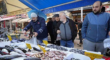 Hamsinin kulağına kar suyu kaçtı