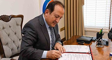 Hayırsever işadamından Mersin'e 2 okul