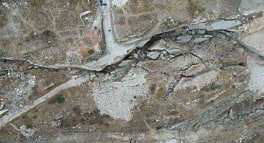 Heyelan riski mahalle sakinlerini tedirgin ediyor
