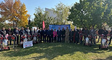 Iğdır'da üreticilere süt sağım makineleri dağıtımı yapıldı