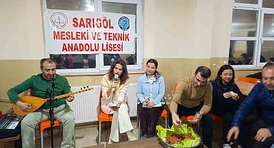 İlçe Milli Eğitim Müdüründen yatılı öğrencilere çiğ köfte sürprizi