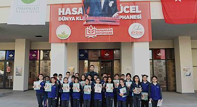 İlkokul öğrencilerinin ilk kütüphane deneyimi