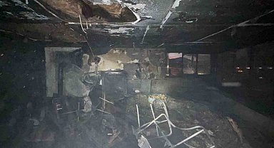 Isparta'da apartmanın en üst katında çıkan yangın güçlükle söndürüldü