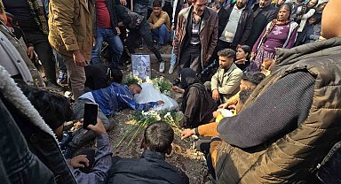 İstanbul'da öldürülen küçük Şirin Şanlıurfa'da gözyaşlarıyla defnedildi