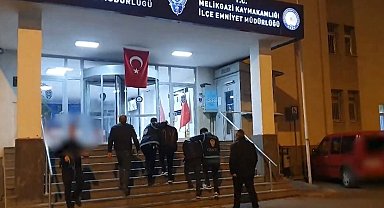 İşyerini kurşunlayanlar önce kameraya sonra polise yakalandı