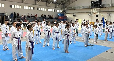 İzmir Bornova'da kuşak terfi sınavı heyecanı