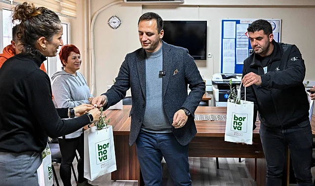 İzmir Bornova'da zeytin üreticilerine lojistik destek