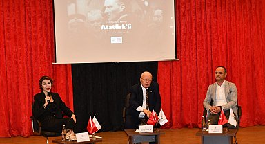 İzmir Çiğli'de "Önce İnsan ve Bir Dahi Atatürk"e büyük ilgi