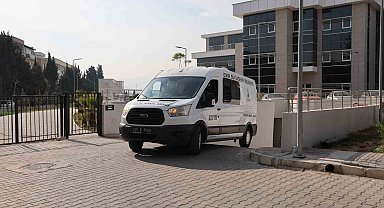 İzmir'deki yangın faciasında ölen 5 kardeşin cenazesi teslim alındı