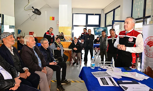 İzmir'de 3 bin 500 üreticiye yeni model tanıtıldı