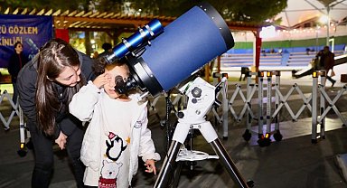 İzmir'de Karabağlarlı çocuklar gökyüzüyle buluştu