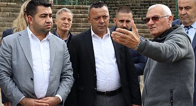 İzmit Belediyesi mahalle ziyaretlerine devam ediyor
