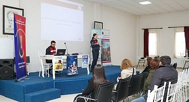 Jandarmadan vatandaşlara asayiş bilgilendirmesi