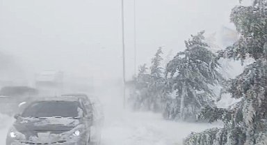 Kahramanmaraş-Göksun yolu kar nedeniyle kapandı