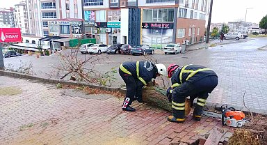 Kahramanmaraş'ta sağanak ve kar yağışı etkili oldu