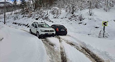 Kar sebebiyle kapanan grup yollarının tamamı açıldı