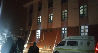 Kar yağışını izlemek isterken pencereden düşen öğrenci hastaneye kaldırıldı