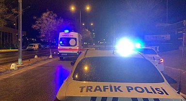 Karaman'da kontrolden çıkan otomobil ağaca çarptı: 1 yaralı