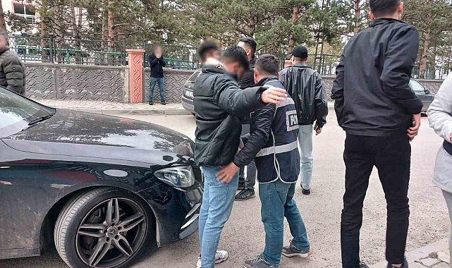 Kars'ta okul çevresi ve metruk binalar ı merceğe alındı