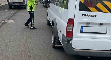 Kars'ta okul servisleri trafik denetlendi
