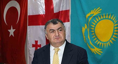 Kassanov'dan iktidar partisine tebrik mesajı