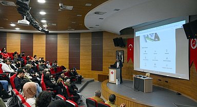 Kastamonu Üniversitesi'nde 'tasarım' söyleşisi