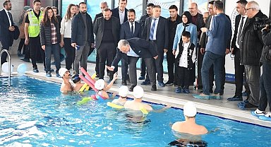 Kayseri Büyükşehir yüzmede engelleri kaldırdı