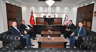 Kazakistan Cumhuriyeti İstanbul Başkonsolosu Amankul'dan Rektör Özölçer'e ziyaret