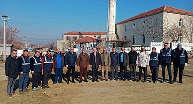 Keşan'da kontrollü şekilde yıkılan hasarlı minarenin yerine yenisi yapılacak