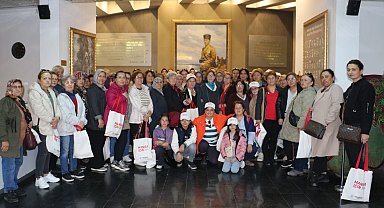 Kırkağaçlı kadınlar Manisa'yı gezdi