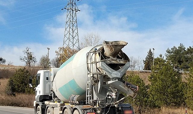 Kırklareli'nde kara yoluna beton döken miksere ceza