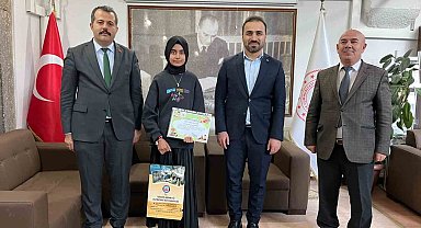 Kitap kurtları ödüllerini aldı