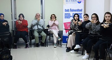 Kız isteyebilmek için işaret dili öğrendiler... İşaret dili ile kız istediler!