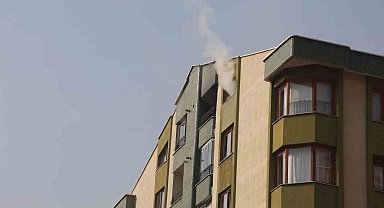 Konya'da apartmanda yangın paniği