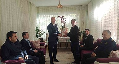 Köyceğiz'de şehit babası emekli öğretmen Uysal unutulmadı