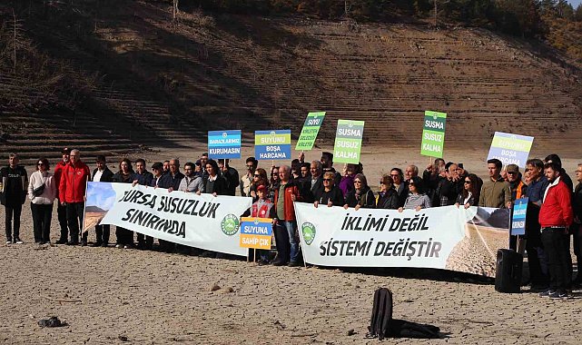 Kuruyan barajda basın açıklaması: Susuzluk kapıda