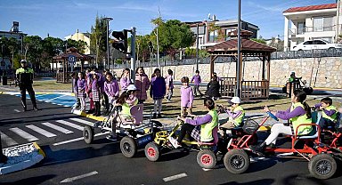Kuşadası'nda trafik ve eğitim parkı ilk misafirlerini ağırladı