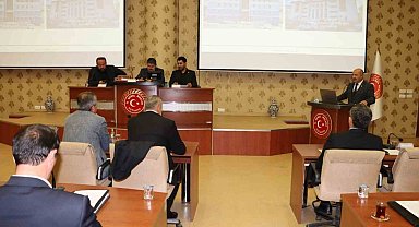 Kütahya İl Genel Meclisi üyeleri eğitim yatırımları hakkında bilgilendirdi