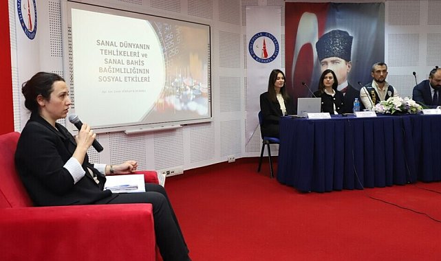 Kütahya'da 'sanal bahis bağımlılığı' konulu panel