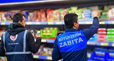 Malatya Büyükşehir Belediyesi Zabıta Ekipleri, market denetimlerini sıklaştırdı