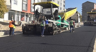 Malatya Büyükşehir'den 16 metre genişliğindeki yola bakım