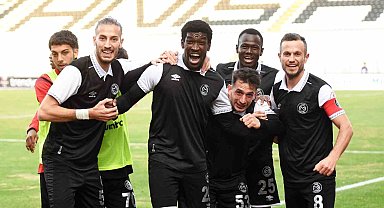 Manisa FK milli araya mutlu girdi