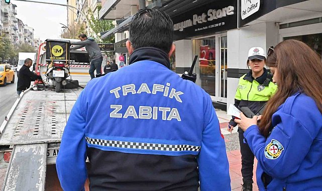 Manisa'da kaldırım işgaline karşı sıkı denetim