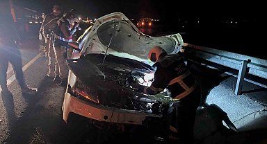 Mardin'de genç sürücü, iyilik yapmak isterken canından oldu