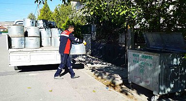 Meram'a 4 bin kül kovası