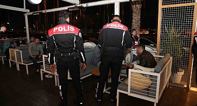 Mersin'de umuma açık iş yerleri denetlendi