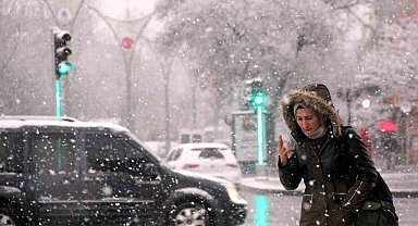 Meteoroloji'den Erzincan için kar yağışı uyarısı