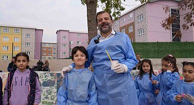 Metrelerce duvarı minikler boyadı